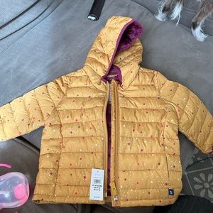 Baby Gap Yellow with Stars, purple lining Puff Jacket 12-18, water proof